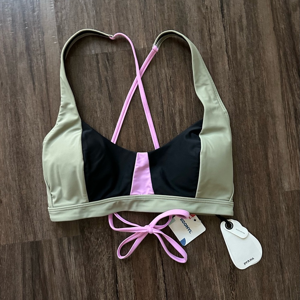 NWT prAna Tulum Bikini Top in Black Color Block. Size M